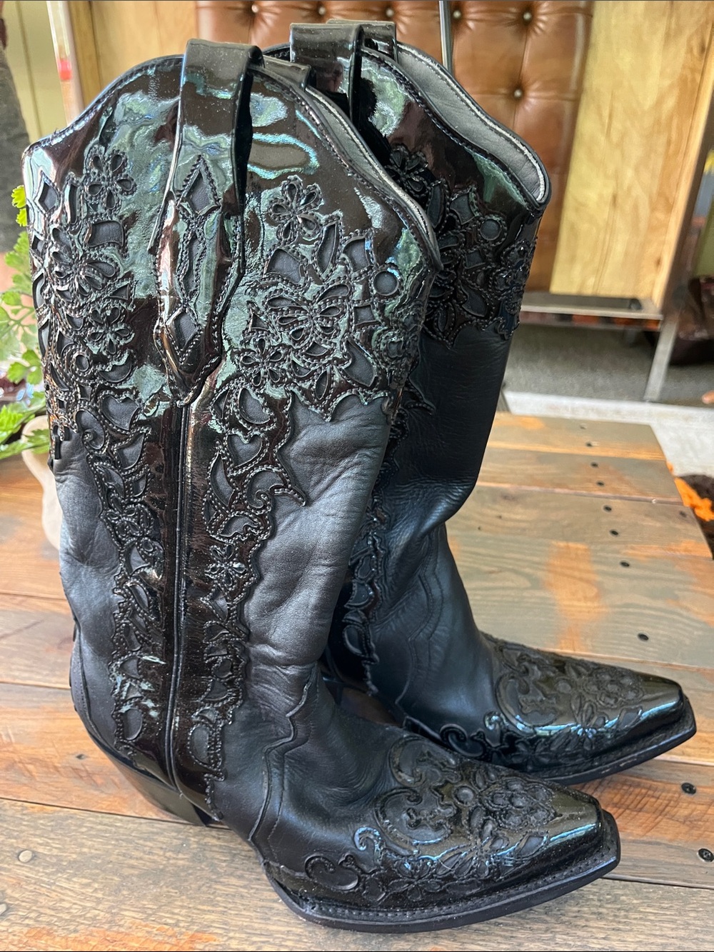 Corral Black Embroidered Leather Western Heeled Boots